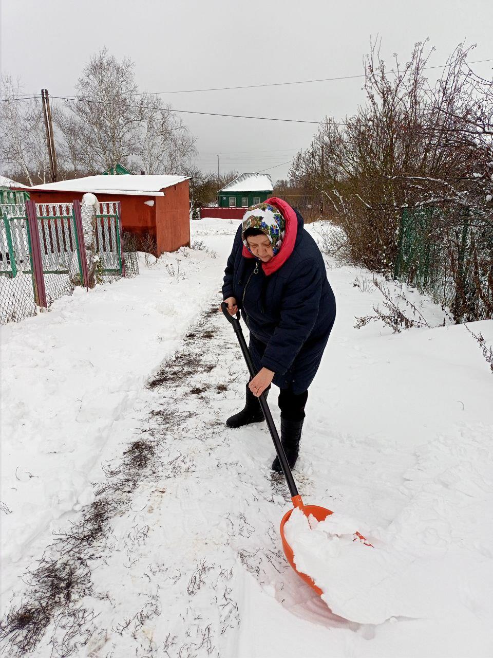 Акция - помощь по расчистке снега придомовой территории