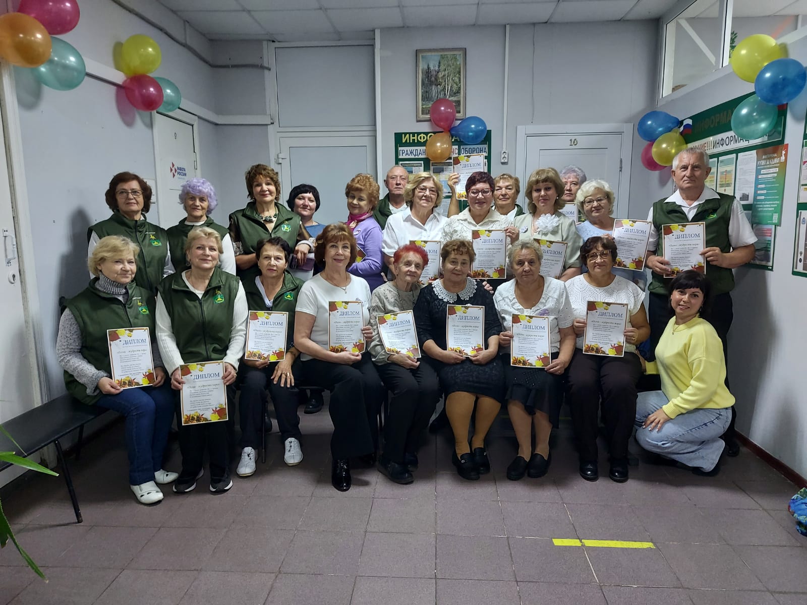 «Этот праздник посвящен вам, самым достойным, самым мудрым, самым уважаемым людям… Людям с большой буквы», - с таких слов сегодня на базе нашего Центра началось мероприятие, получившее название «Осень – мудрости пора».